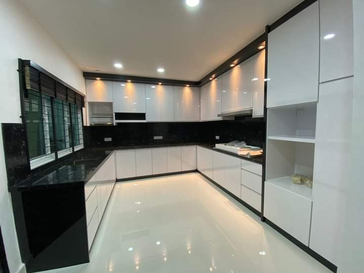 Open-plan office refurbishment